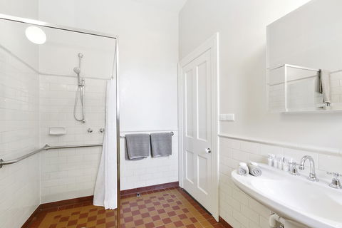 The Riversleigh - Accommodation Cairns 6