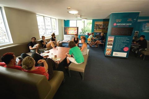 Base Backpackers Brisbane Uptown Hostel - Accommodation Cairns 2