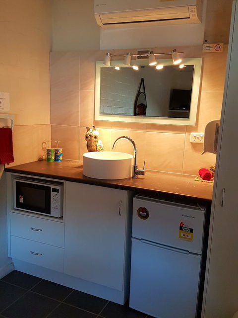 Bidgee Motor Inn - Accommodation Cairns 6