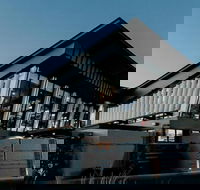 Highlander Hotel - Accommodation Cairns