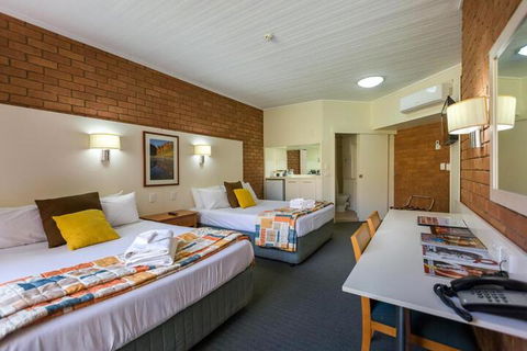 Alice In The Territory - Accommodation Cairns 3