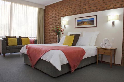 Alice In The Territory - Accommodation Cairns 4