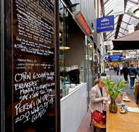 Hotel Causeway - Accommodation Cairns