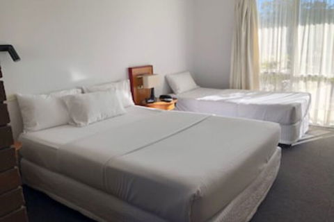 Matador Motor Inn - Accommodation Cairns 0