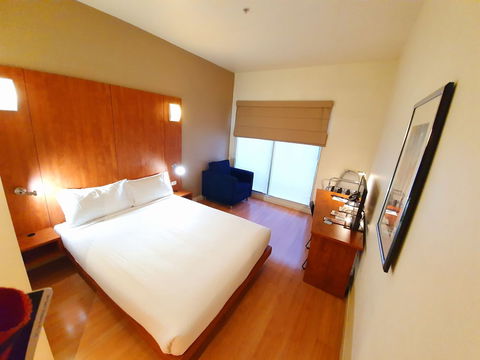 Ramada Encore Dandenong - Accommodation Cairns 5