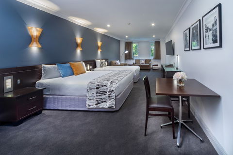 Hyde Park Inn - Accommodation Cairns 3