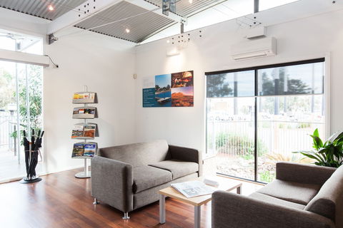 Majestic Oasis Apartments - Accommodation Cairns 4