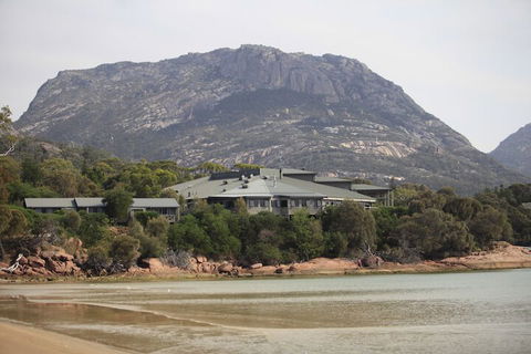 Freycinet Lodge - Accommodation Cairns 1