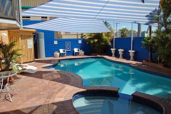 Centrepoint Motor Inn - Accommodation Cairns 2