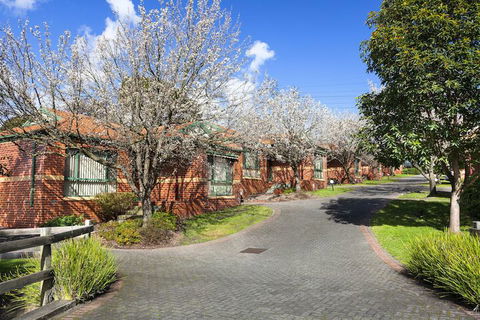 Mount Waverley Townhouses - Accommodation Cairns 1
