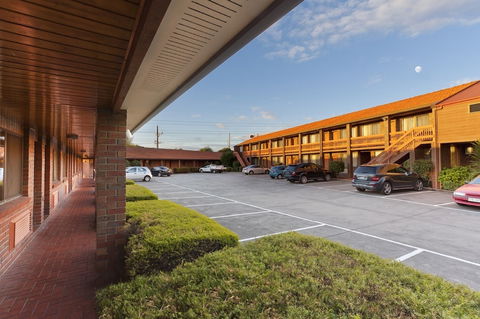 Hotel Bruce County - Accommodation Cairns 0