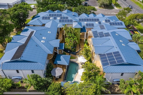 Eco Beach Resort - Accommodation Cairns 2