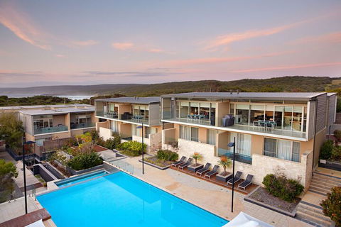Smiths Beach Resort - Accommodation Cairns 4
