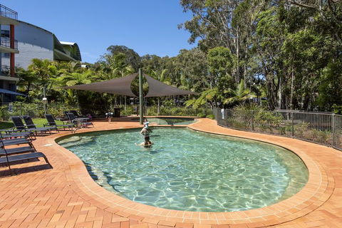 Flynns Beach Resort - Accommodation Cairns 2