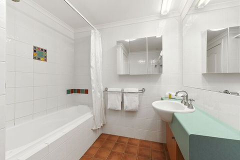 Flynns Beach Resort - Accommodation Cairns 7