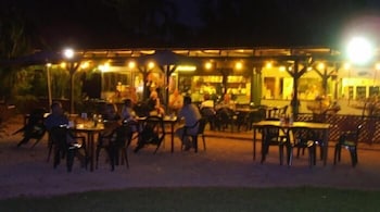 Territory Manor Motel & Caravan Park - Accommodation Cairns 4