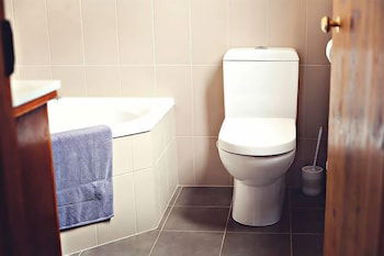 Redwing Shearer's Quarters - Accommodation Cairns 6