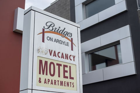 Bridges On Argyle Motel & Apartments - Accommodation Cairns 1