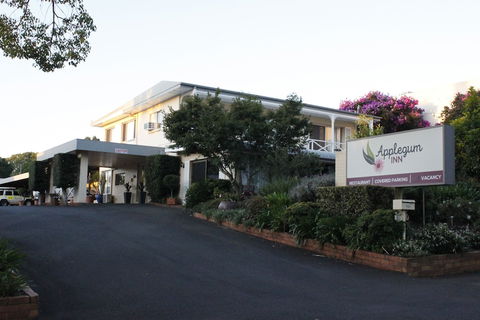 Applegum Inn - Accommodation Cairns 0
