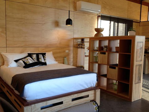 Bed + Bauhaus - Accommodation Cairns 6