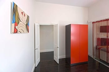 REdTRO House South Yarra - Accommodation Cairns 2