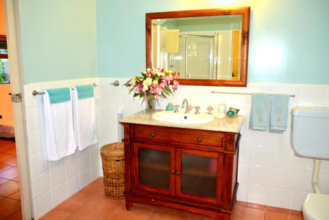 Rosecliffe Boutique Farm Cottages - Accommodation Cairns 6