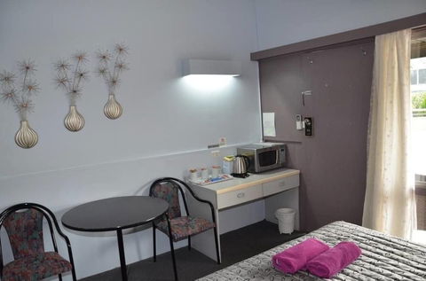 Warwick Motor Inn - Accommodation Cairns 4