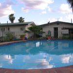 Starline Motor Inn - Accommodation Cairns 0