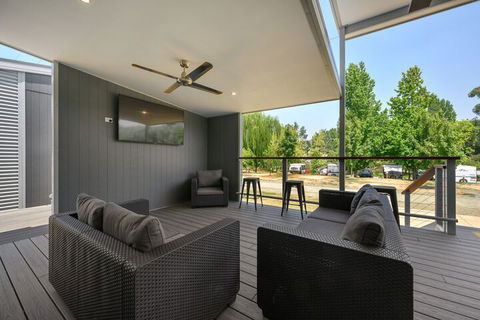 Bright Riverside Holiday Park - Accommodation Cairns 5