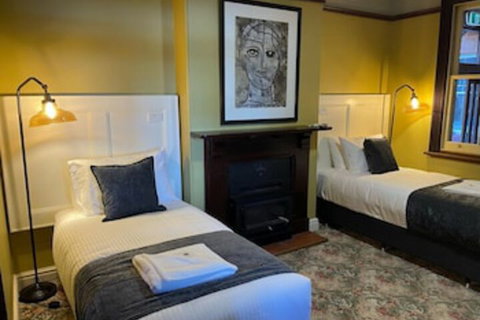 CBC Bed & Breakfast & Cafe - Accommodation Cairns 0