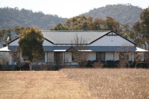 The Farmhouse At Blue Wren Wines - Accommodation Cairns 0