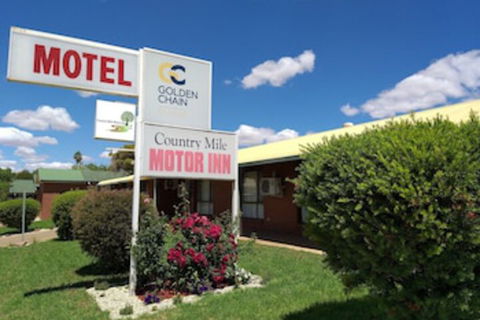 Country Mile Motor Inn - Accommodation Cairns 0