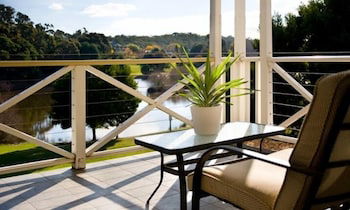 Lakeside Suites 3 - Accommodation Cairns 3