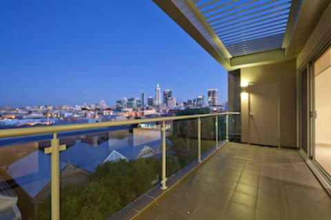 Zappeion Apartments - Accommodation Cairns 0