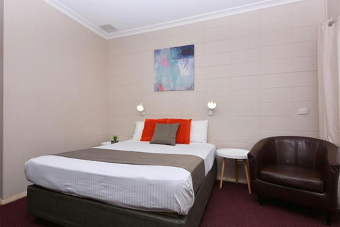 Motel Poinsettia - Accommodation Cairns 2