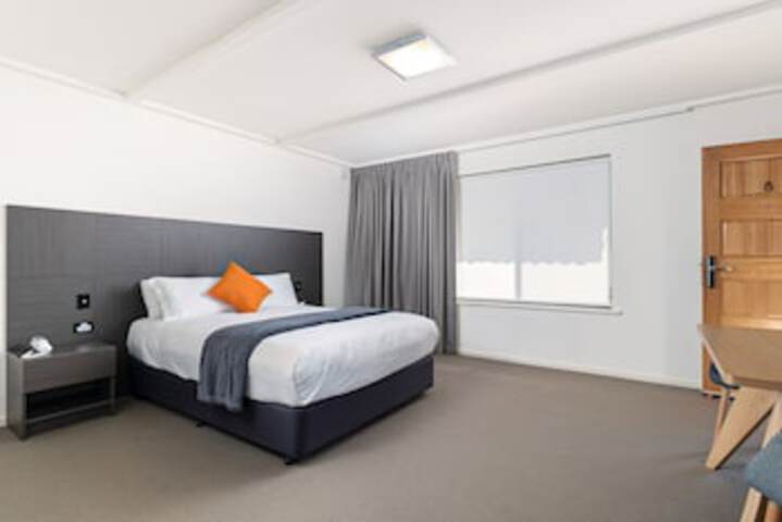 Sturt SA Accommodation Cairns