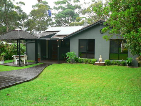 Waterfront Jervis Bay Escape Cooinda - Accommodation Cairns 2