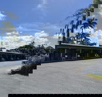 Queens Beach Motor Hotel - Accommodation Cairns