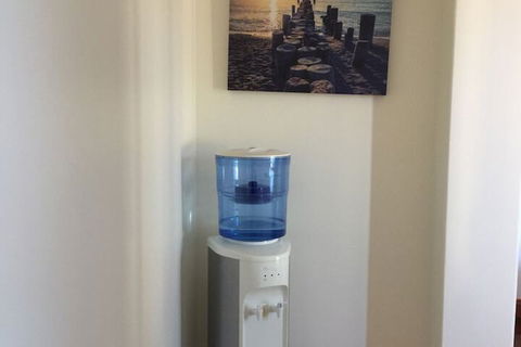 The Royal Dolphin B&B In Safety Bay - Accommodation Cairns 2