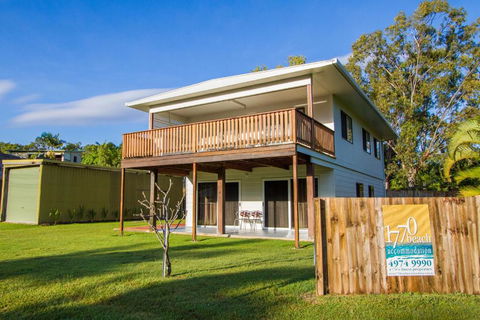 A Lure - Accommodation Cairns 6