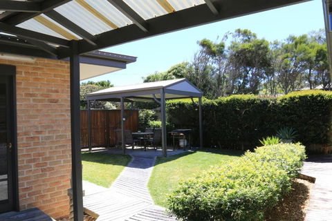 Bunkys By The Sea Holiday House - Accommodation Cairns 2