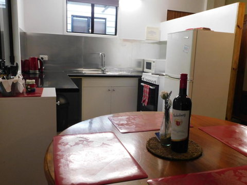 Riverbend Lodge - Accommodation Cairns 1