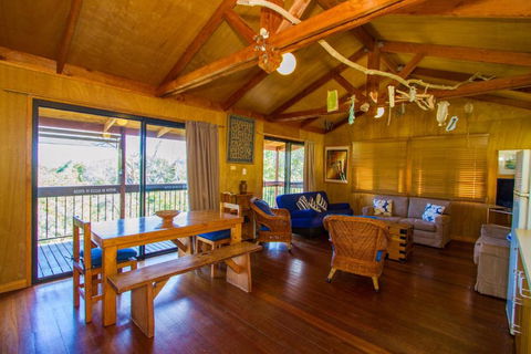 Bimbimbi - Accommodation Cairns 2