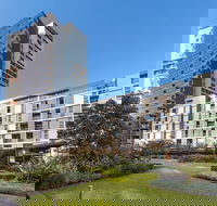 Meriton Suites Zetland - Accommodation Cairns