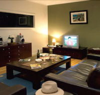 Plomer Beach House - Accommodation Cairns