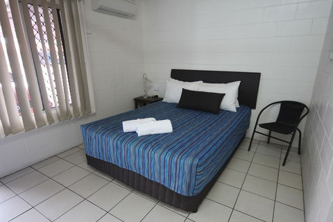 Barrier Reef Motel - Accommodation Cairns 4