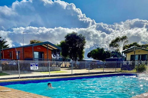 Geelong Surfcoast Hwy Holiday Park - Accommodation Cairns 4