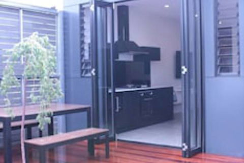 Geisha House - Accommodation Cairns 3
