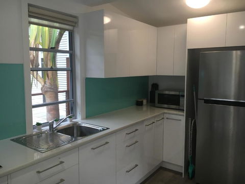 Brodie Beach Bungalow - Accommodation Cairns 5