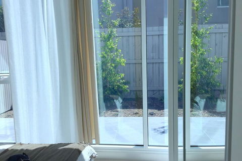 Brand New Stunning Home With Garden - Accommodation Cairns 1